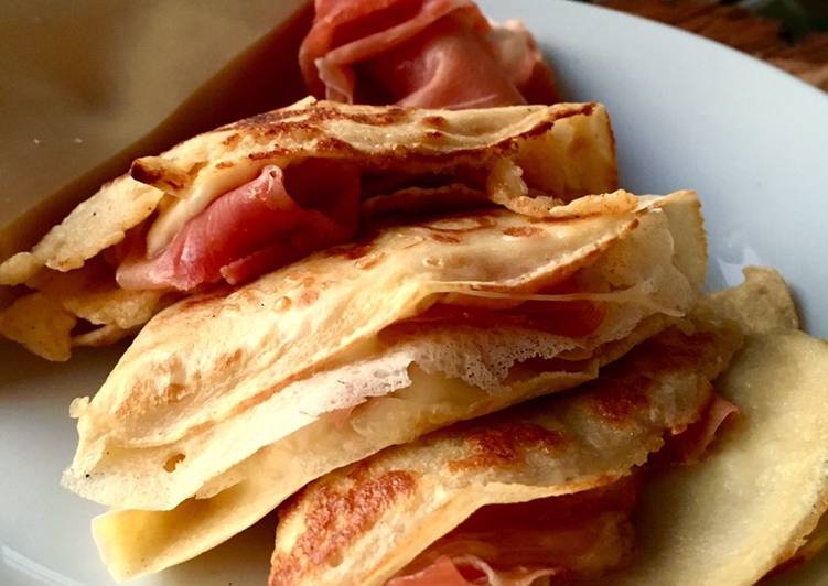 Creps salados de jamón serrano y queso