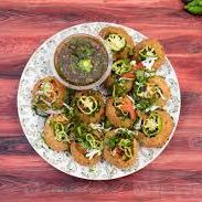 A picture of Fuchka (pani puri) (Bangladesh).