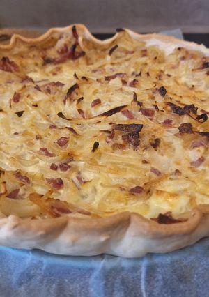 Une photo de Tarte à l'oignon et lardons