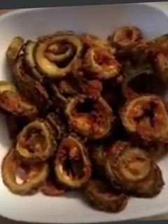 करेला रिंग्स (karela rings recipe in Hindi) रेसिपी मुख्य फोटो