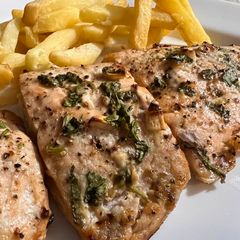 A picture of Honey lemon garlic salmon.