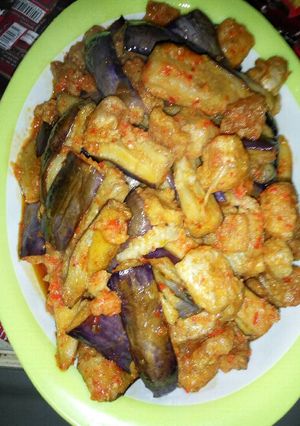 Foto resep Sambel terong +rambak yumii