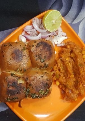A picture of Pav bhaji.