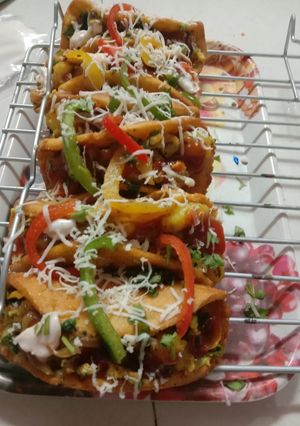 मैक्सिकन वेजिटेबल टाकोस (Mexican vegetable tacos recipe in Hindi) रेसिपी मुख्य फोटो