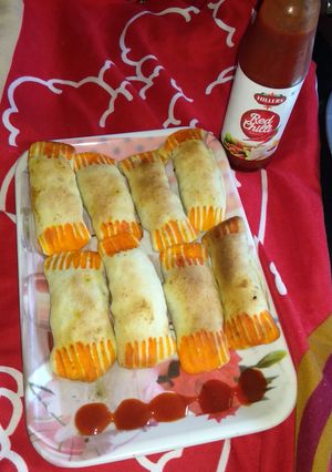 A picture of Baked peas roll.