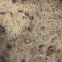 A picture of Mushroom Sauce.