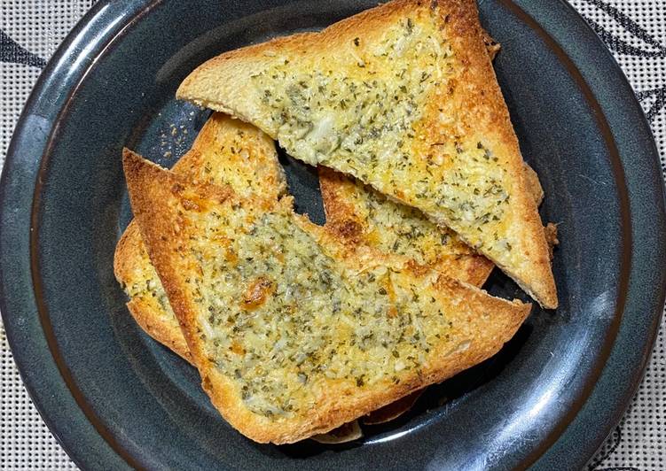 Simple Garlic Bread