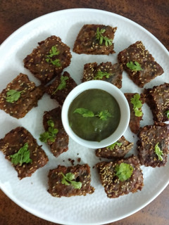 કોથંબીર વડી (Kothambir Vadi Recipe In Gujarati) રેસીપી મુખ્ય ફોટો