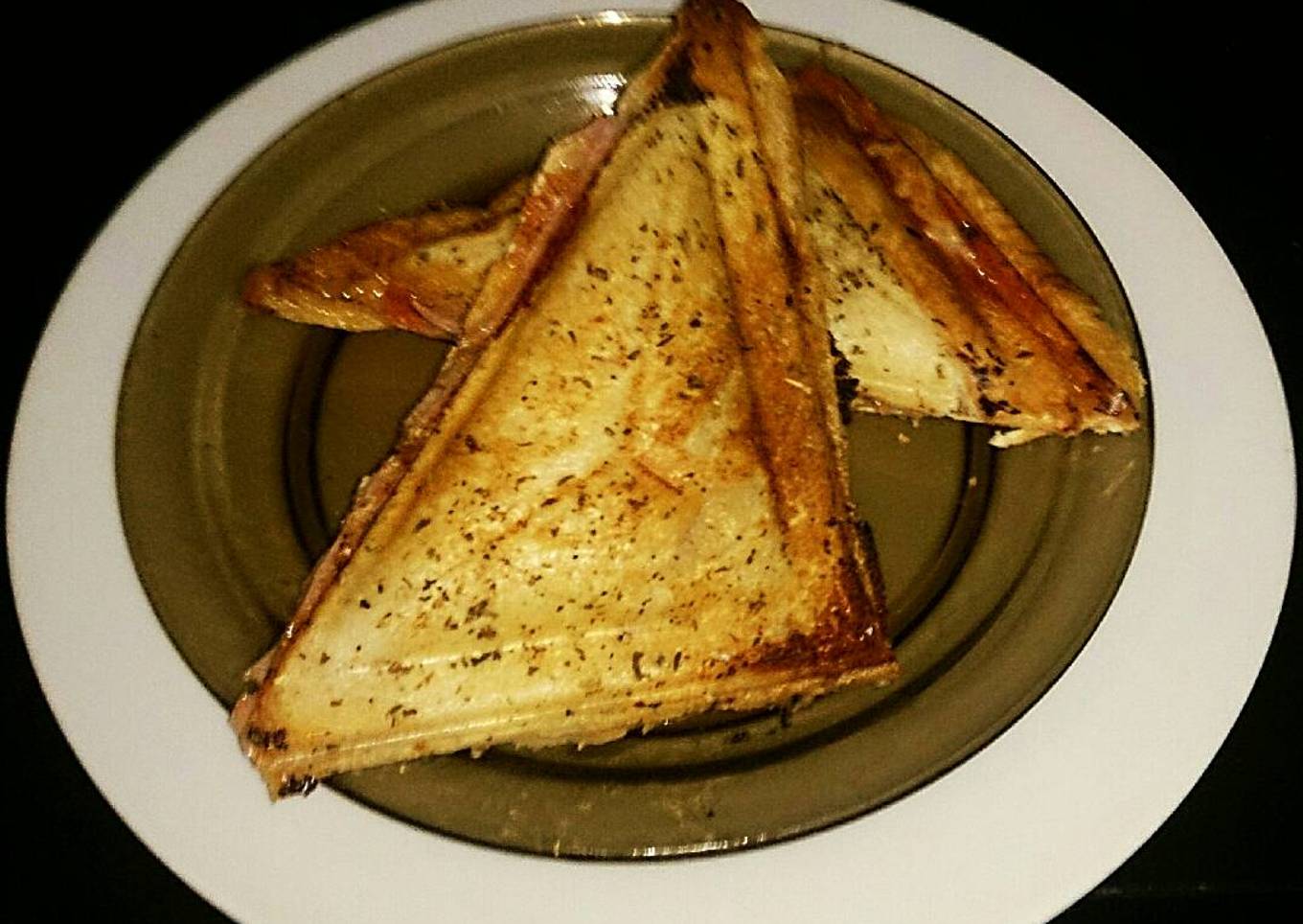 Recipe of Super Quick Homemade Tex's Chicken, Cheese, and Red Onion
Toastie, Jaffle, Sanga