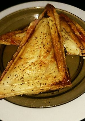 A picture of Tex's Chicken, Cheese, and Red Onion Toastie, Jaffle, Sanga.