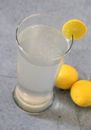 A picture of Nimbu pani.