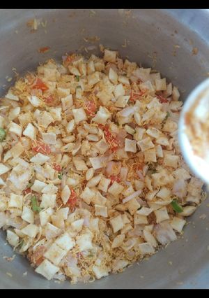 A picture of Chatpata cheeseling salad.