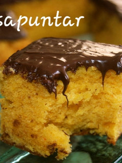 Una foto de Bizcocho de zanahoria con chocolate 🍫🍫 🥕🥕