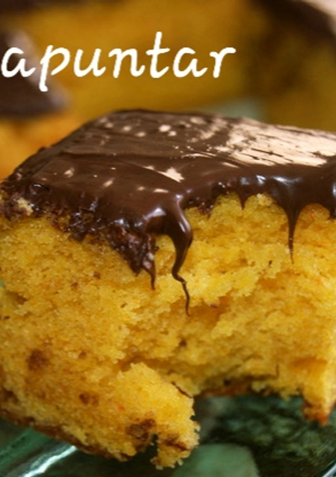 Una foto de Bizcocho de zanahoria con chocolate 🍫🍫 🥕🥕