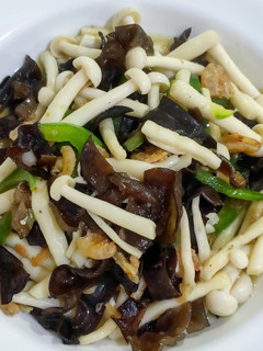 A picture of Mushroom stir fried.
