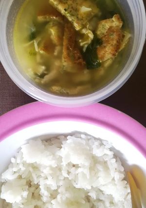 รูปของ แกงจืดไข่น้ำ+ข้าวสวยร้อนๆ (เมนูเด็ก ก่อนขวบงดปรุง)