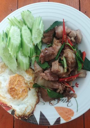 รูปของ หมูสามชั้นผัดกะปิ