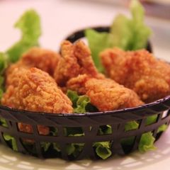 A picture of Muslos De Pollos Crocante.