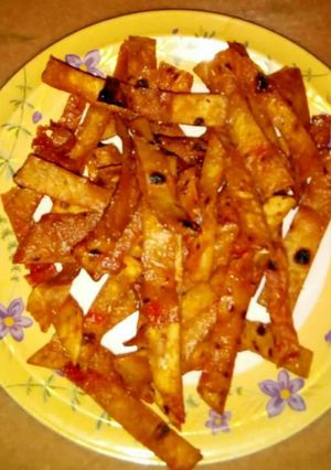 A picture of Leftover chapati matari.