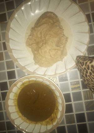A picture of Tuwon alkama and miyar kuka.