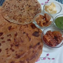 Mixed Paratha A picture of Mixed Paratha.