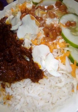 A picture of Rice and stew.