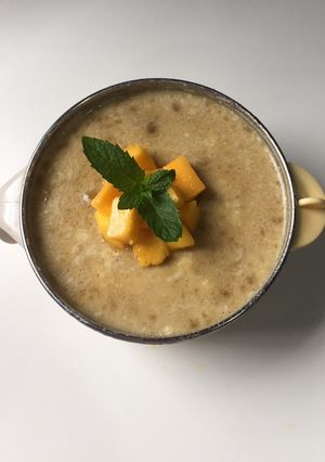 A picture of Mango yoghurt.