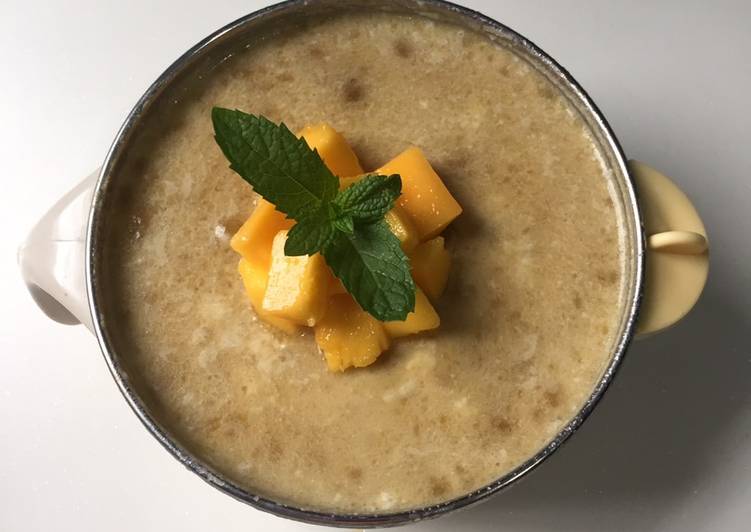 How to Make Super Quick Homemade Mango yoghurt