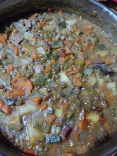 Una foto de Lentejas castellanas con verduras