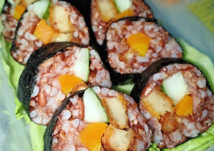 6 Resep: Sushi Nasi Merah Anti Ribet!