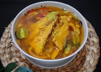 Masakan Populer Sop Tulang Ikan Salmon Gurih Mantul