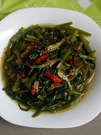 Langkah Mudah untuk Membikin Resep Oseng Kangkung Teri Jengki yang Bikin Ngiler Anti Ribet, Bikin Ngiler