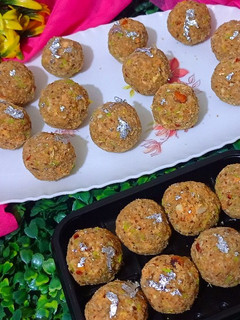 सत्तू ड्राईफ़्रूट्स कोकोनट लड्डू(sattu dryfruits coconut laddu re रेसिपी मुख्य फोटो