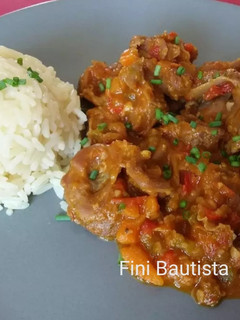 Una foto de Mollejas de pollo en salsa