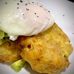 A picture of Lanky Tater Cakes.