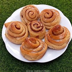 A picture of Cinnamon rolls.