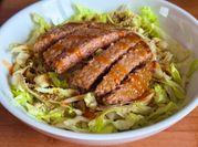 Une photo de riz avec steak