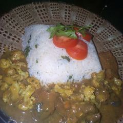 A picture of Parsley rice with cauliflower soup.