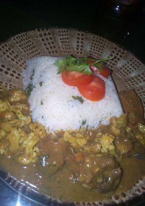 A picture of Parsley rice with cauliflower soup.