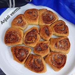 A picture of Eggless Cinnamon Rolls.