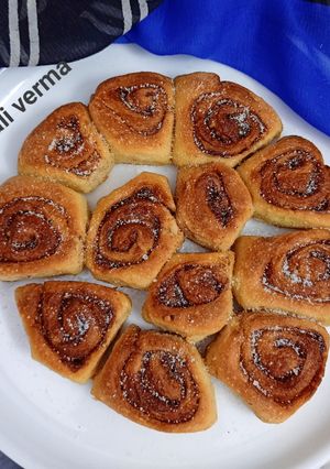 A picture of Eggless Cinnamon Rolls.