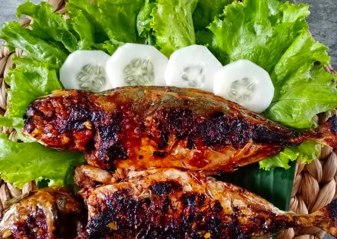 Langkah Mudah untuk Membuat Ikan Kembung Bakar Anti Gagal