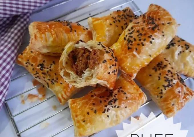 Puff Pastry Isi Abon