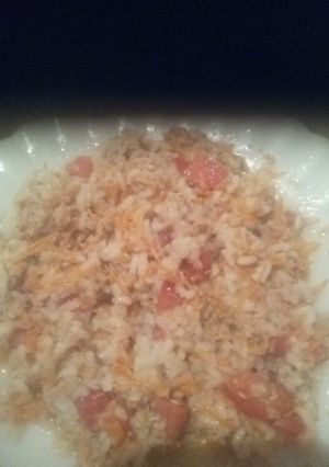 Una foto de Arroz con atún