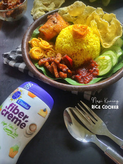 Foto resep Nasi Kuning Rice Cooker (Fiber Creme)