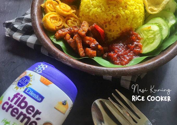 Cara Membuat Nasi Kuning Rice Cooker (Fiber Creme), Bikin Ngiler