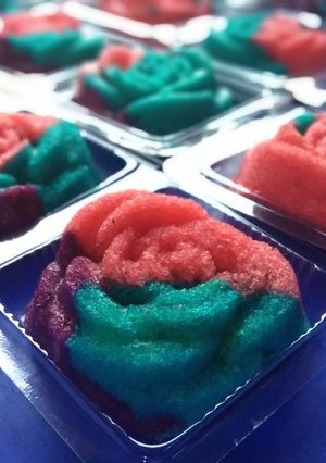 Foto resep Bolu mawar warna warni