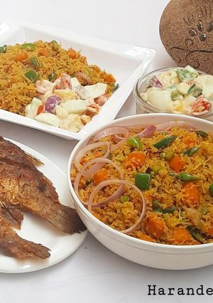 A picture of Coconut fried couscous.