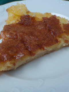 Una foto de Pastel de piña natural