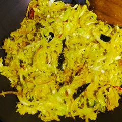 A picture of Cabbage curry.
